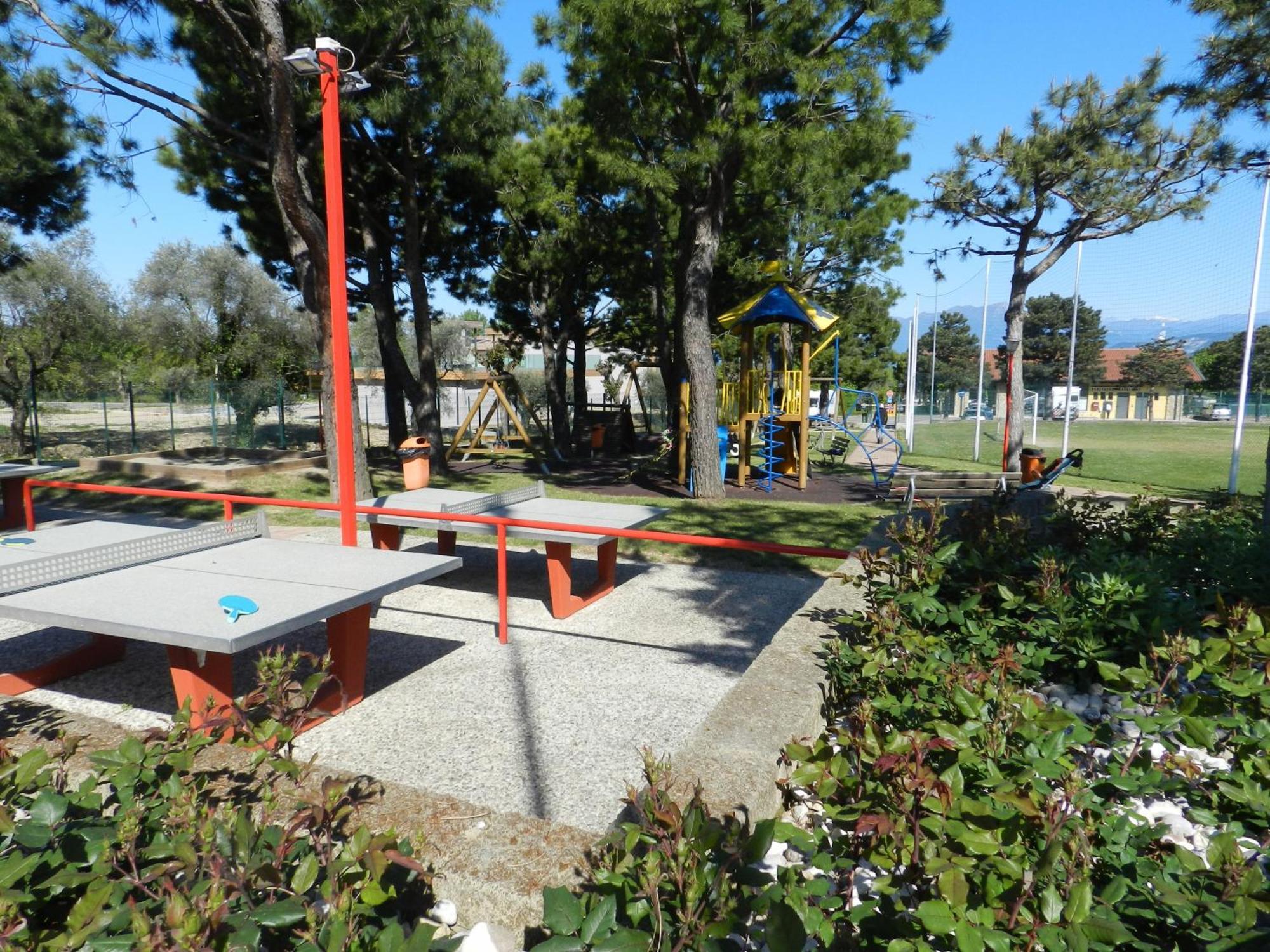Rustico Park Delle Rose - Regarda Travel Lejlighed Lazise Eksteriør billede
